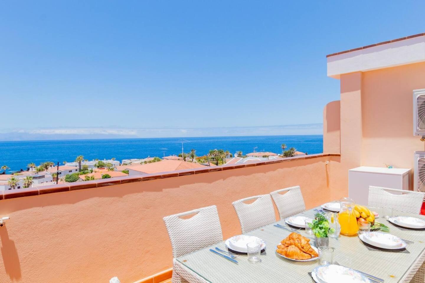 Penthouse Apt With Jacuzzi By Dream Homes Tenerife Puerto de Santiago  Bagian luar foto