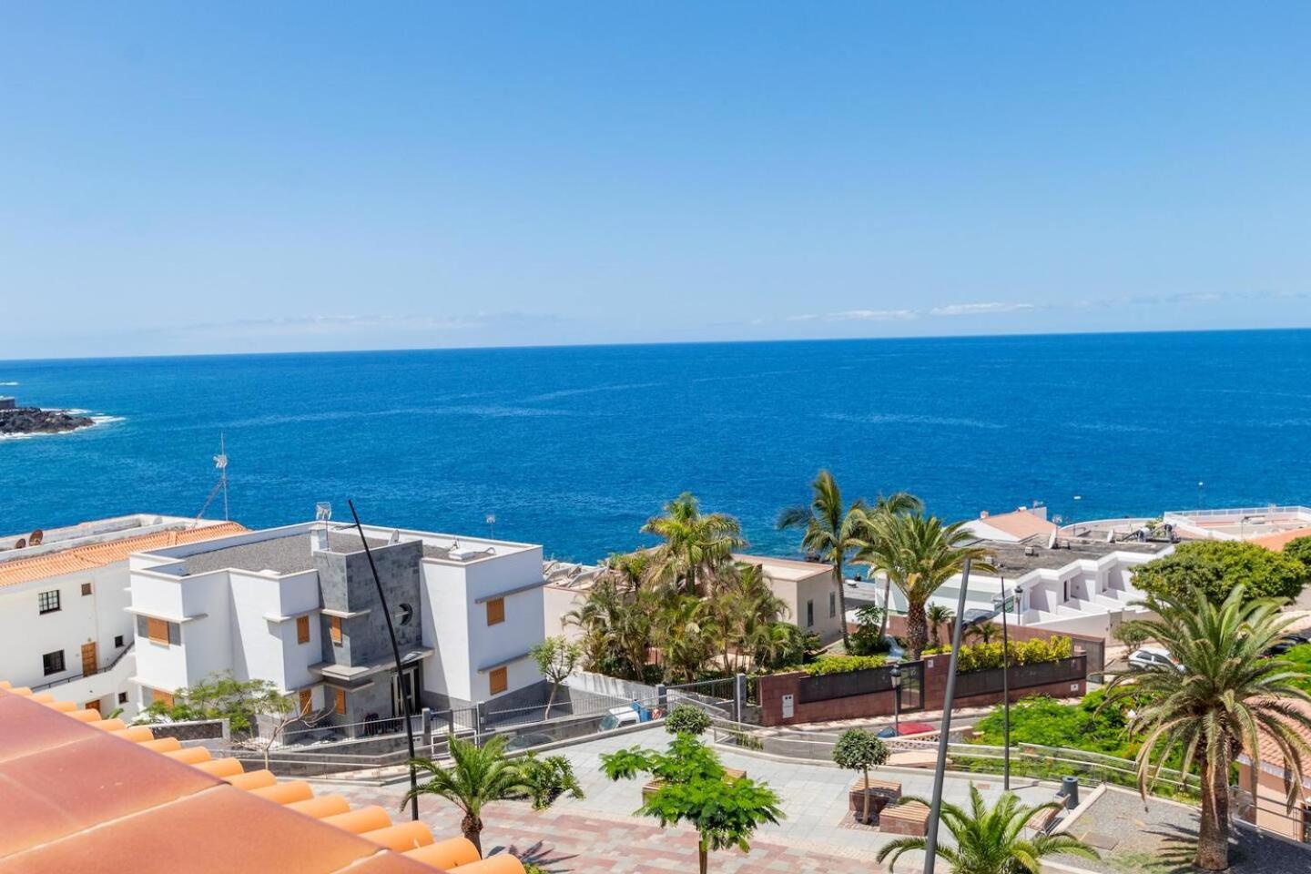 Penthouse Apt With Jacuzzi By Dream Homes Tenerife Puerto de Santiago  Bagian luar foto