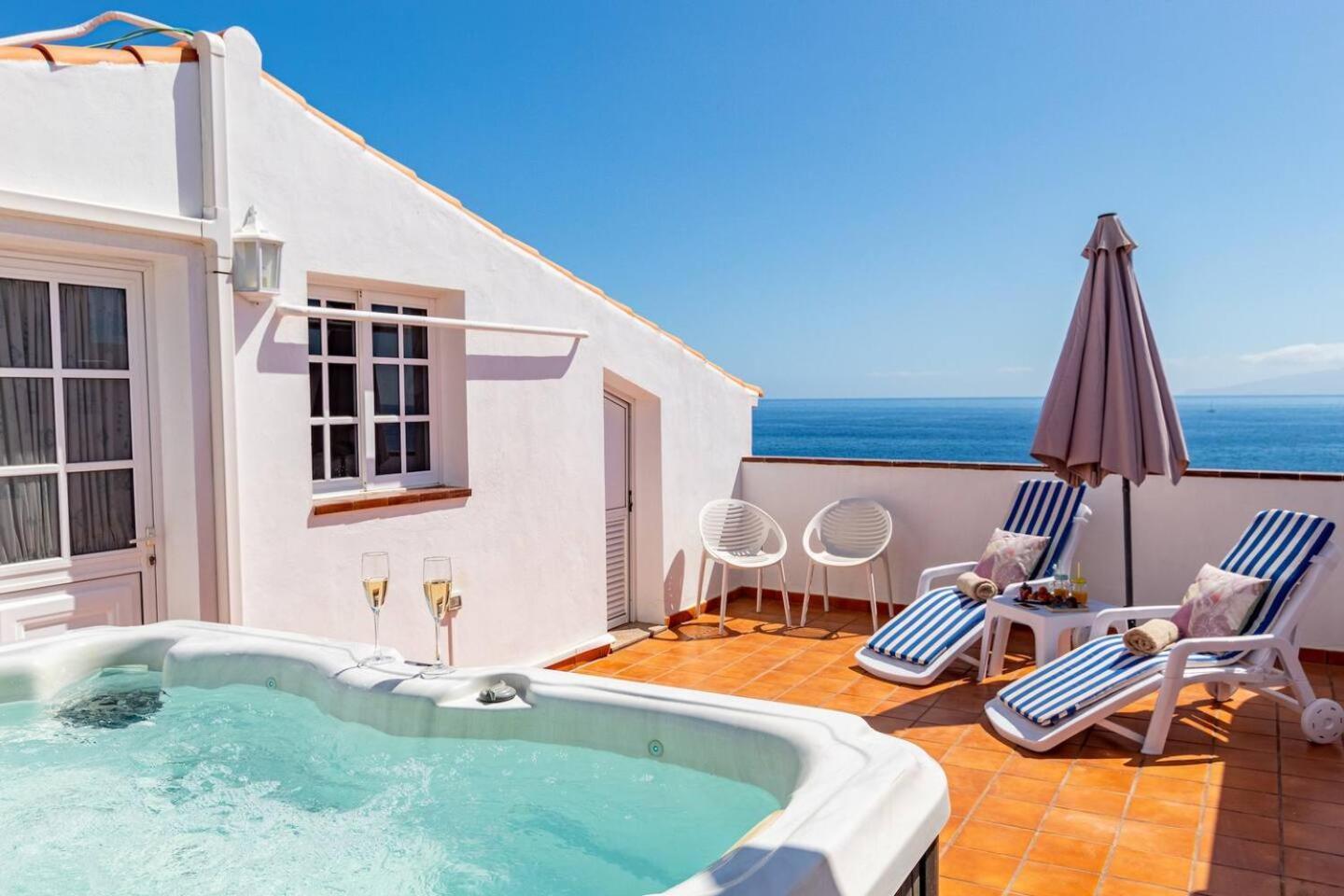 Penthouse Apt With Jacuzzi By Dream Homes Tenerife Puerto de Santiago  Bagian luar foto