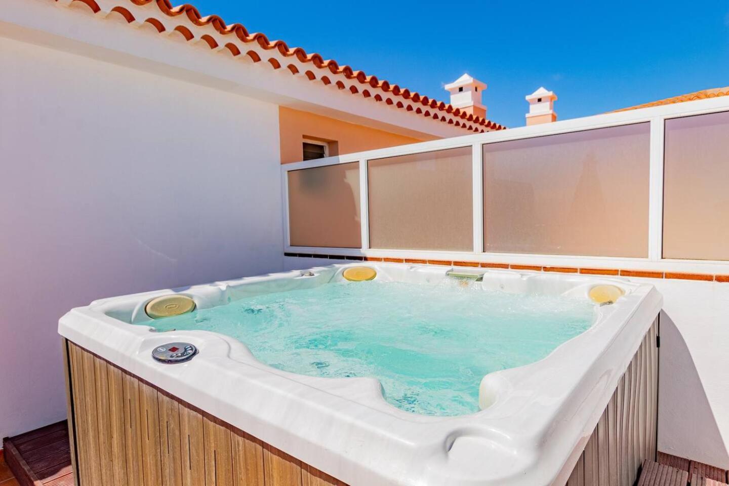 Penthouse Apt With Jacuzzi By Dream Homes Tenerife Puerto de Santiago  Bagian luar foto