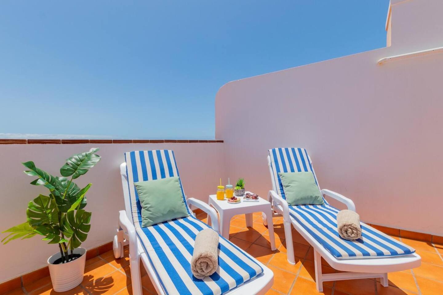 Penthouse Apt With Jacuzzi By Dream Homes Tenerife Puerto de Santiago  Bagian luar foto