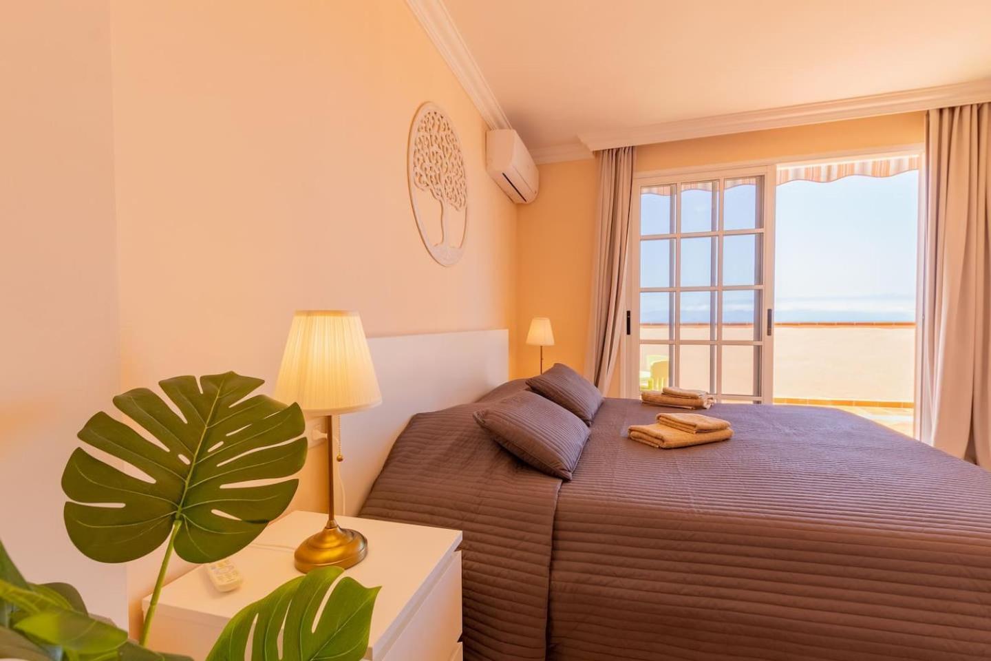 Penthouse Apt With Jacuzzi By Dream Homes Tenerife Puerto de Santiago  Bagian luar foto